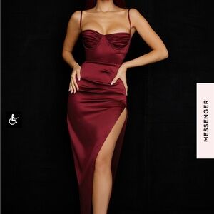 [SOLD OUT ONLINE] NWT House of CB Dress Flora in Wine